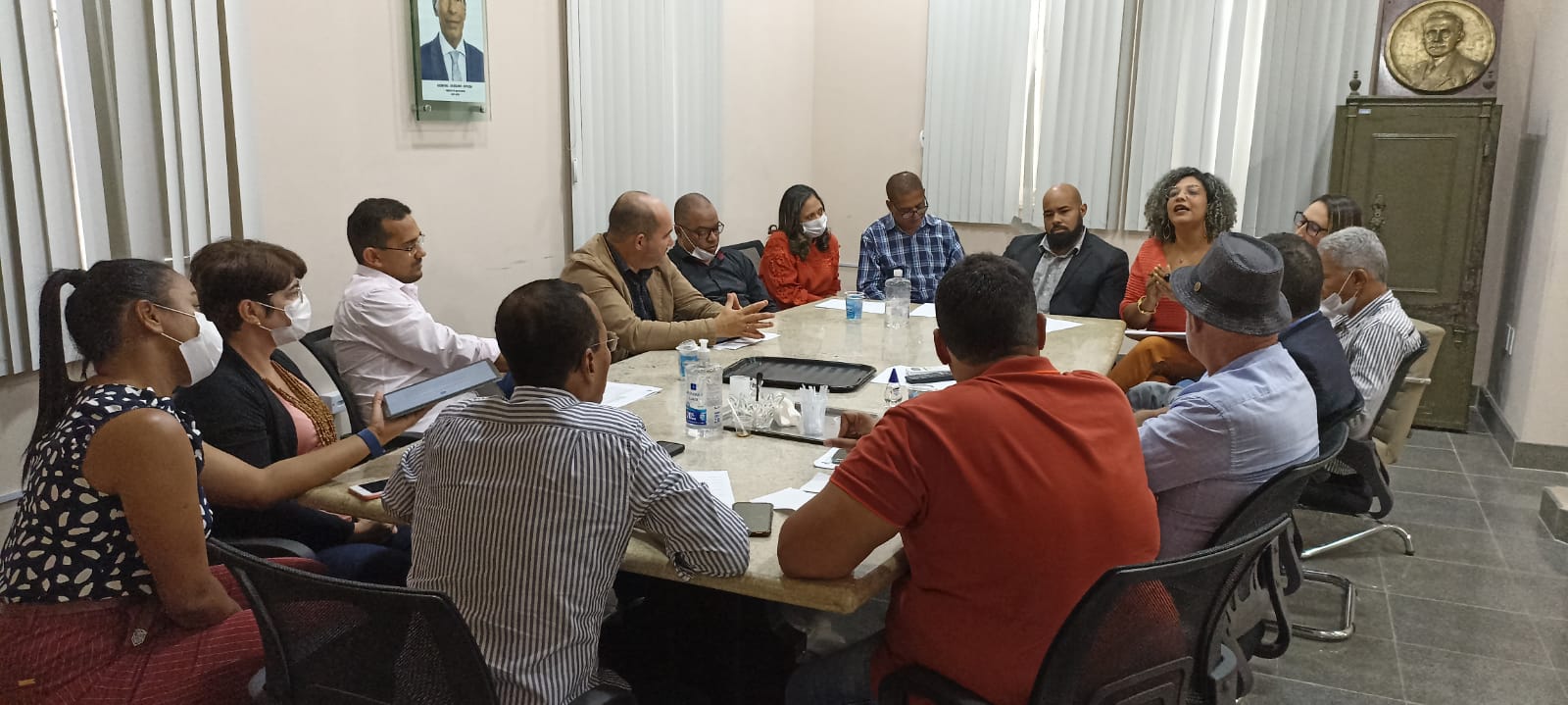 Prefeitura Municipal de Santo Antônio realizou, ao lado de vereadores, reunião com Professores Municipais do REDA