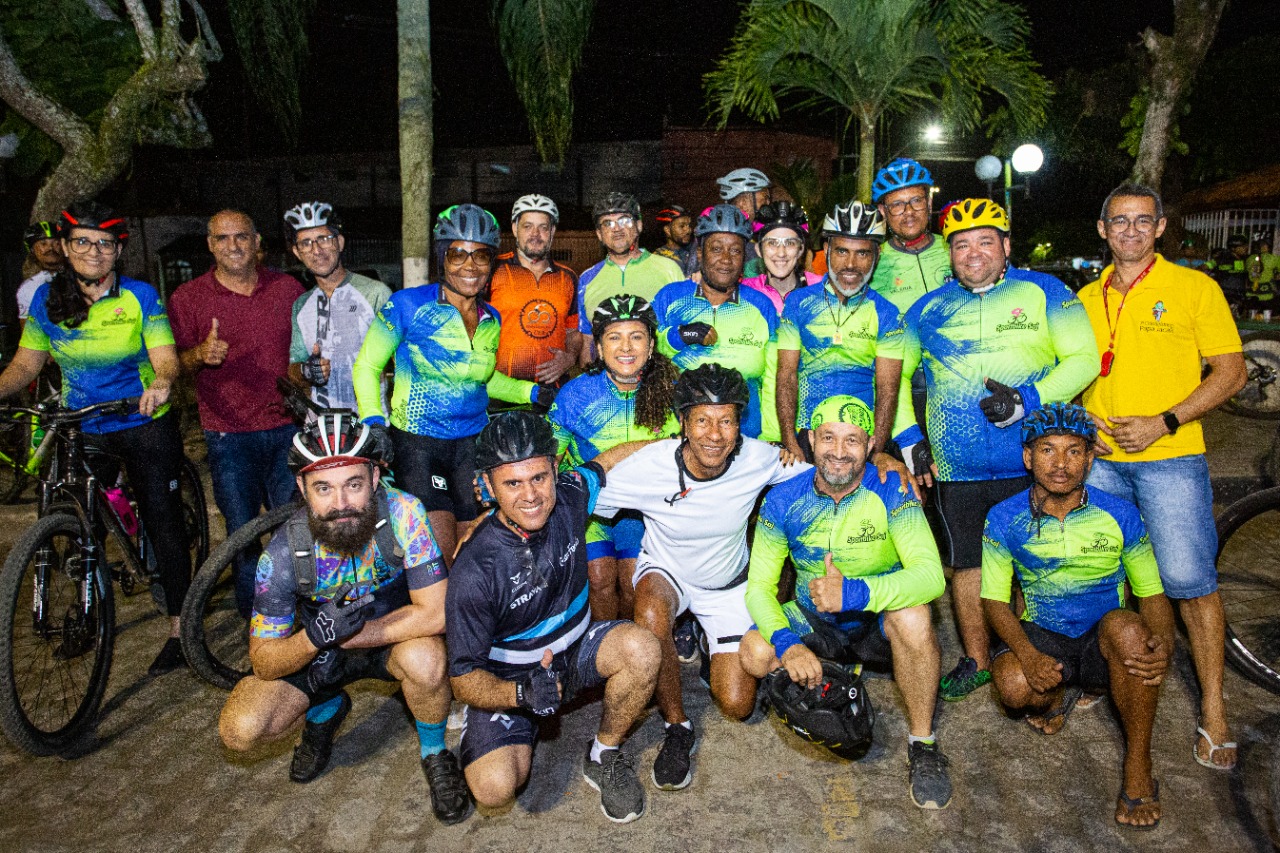Prefeitura realizou, na noite da última quinta-feira (25), Pedal em alusão à Semana Municipal do Ciclismo