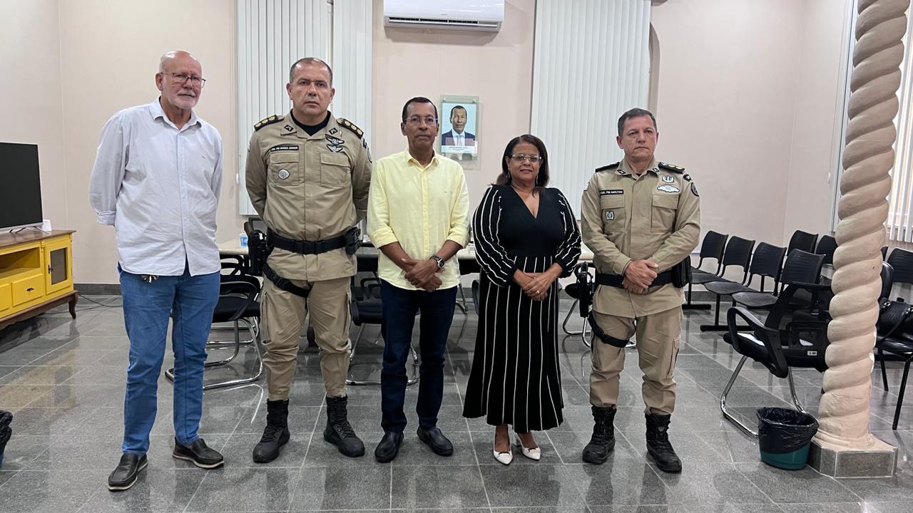 SAJ: Prefeitura realizou reunião com representantes das polícias Civil e Militar a fim de aumentar cooperação entre as instituições