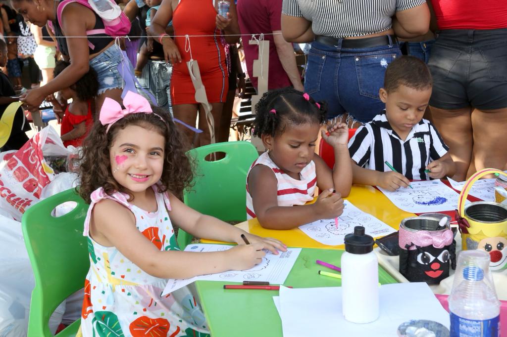 Prefeitura, através da Secretaria de Assistência Social (SMAS), realizou 3ª edição do evento Rua do Brincar