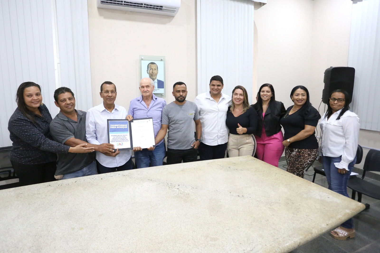 Prefeitura de Santo Antônio de Jesus realizou assinatura de ordem de serviço para recuperação de estradas vicinais